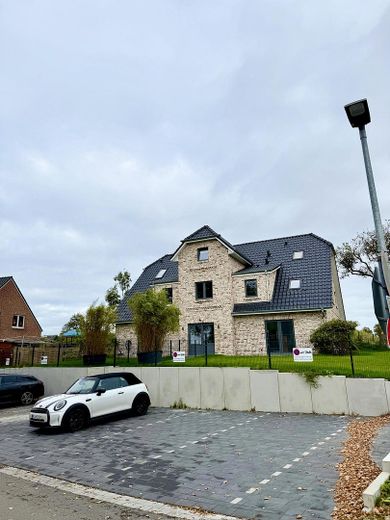 Piękne mieszkanie na grobli – różne w pełni umeblowane apartamenty w pobliżu Hamburga! – Außenbereich + Parkplatz 