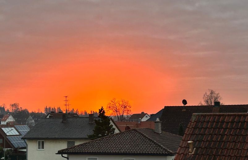 Mieszkanie 3-pokojowe na poddaszu o charakterze penthouse’u | Nowa budowa 2025 | bez prowizji – Aussicht Südost