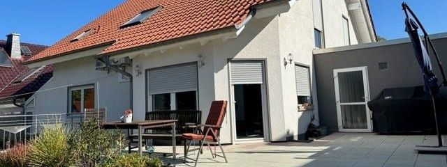 Hausansicht Garten/Terrasse 