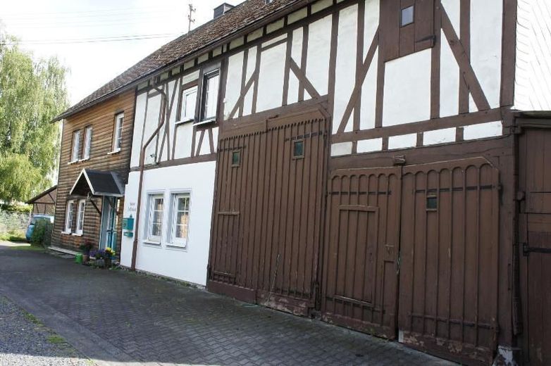 ** WESTERWÄLDER FACHWERKHAUS CA150 JAHRED ALT NEU RENOVIERT ** – Bild 3