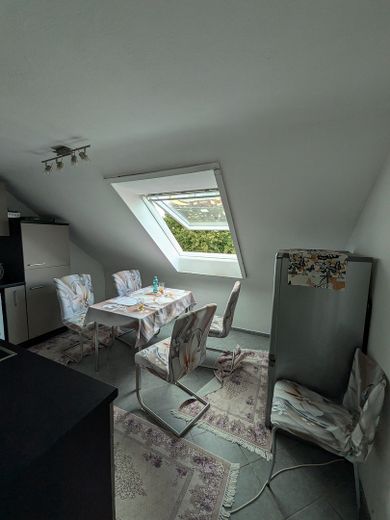 6,5 % Rendite - zuverlässig vermietete DG-Wohnung in Senden – Essbereich