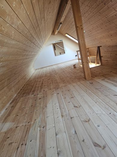 Dachgeschoss 1.2 (Zimmer 5)