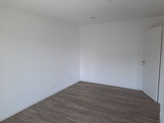 GV-Stadt, 3 Z/K/D/B/Abst., 79 m² mit Süd-Balkon, Aufzug, barrierefrei, Wärmepumpe, PV-Strom – Schlafen