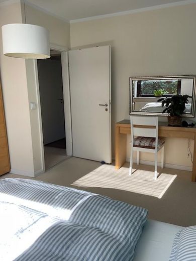 Gepflegtes Einfamilienhaus mit 2 Wohneinheiten in Hamburg-Bergedorf/Alt Nettelnburg – Foto 16