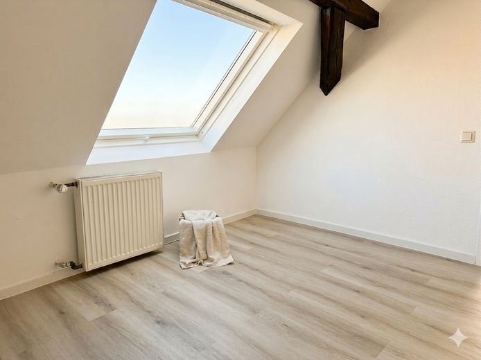 Friedberg merkezinde aydınlık 3 odalı daire – Foto 2