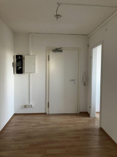 Abitare senza barriere al Klenzepark: 40m², nuova cucina componibile, garage, ascensore e cantina – Foto 11