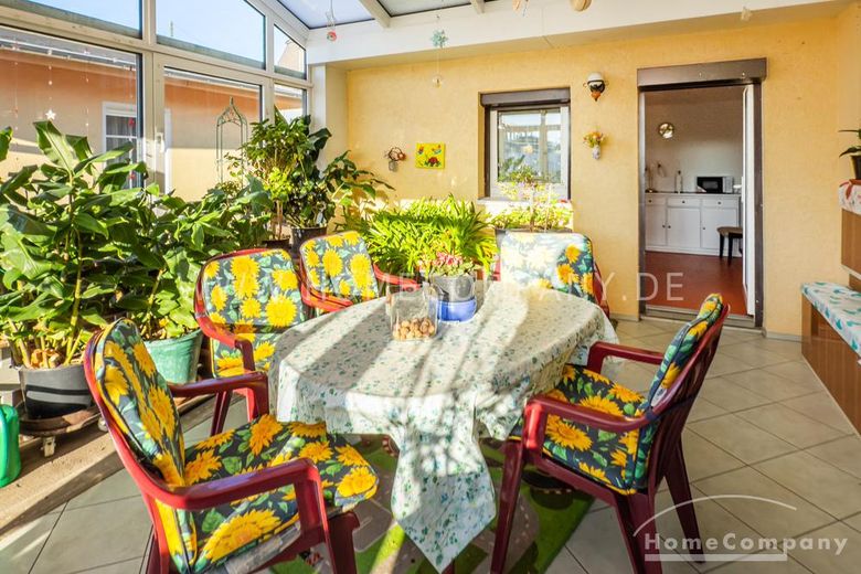 18620 HomeCompany Dresden Möbliert/Furnished 2-Zimmer Apartment mit Terrasse und Wintergarten in Dresden-Neustadt max. 2 Personen – 7d9d420830bf32a08c84ecb90cf24d80edda808b.jpg