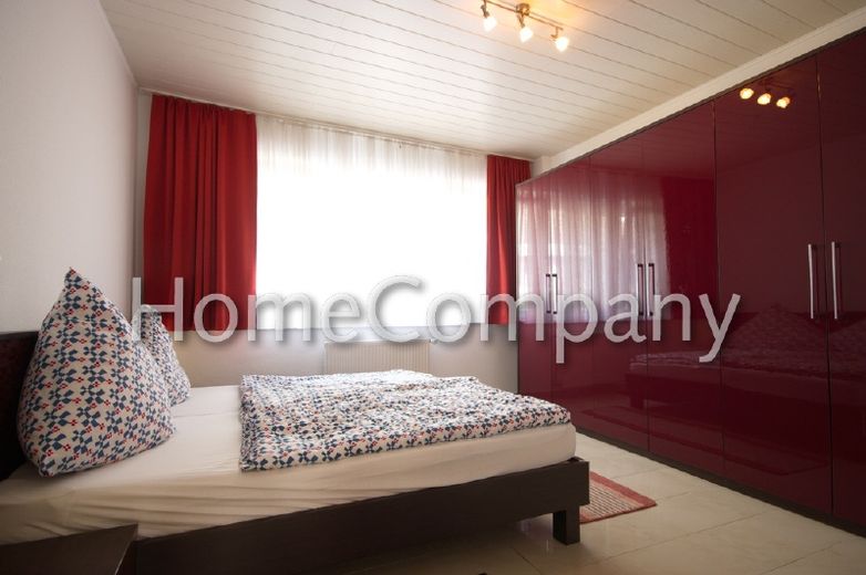 شقة مفروشة بشكل جميل جدًا مع شرفة في مبنى سكني متعدد العائلات بحالة جيدة، شمال الـ CIty – 8de814dd069e3d4bc7590f317d29a3f47728f680.jpg