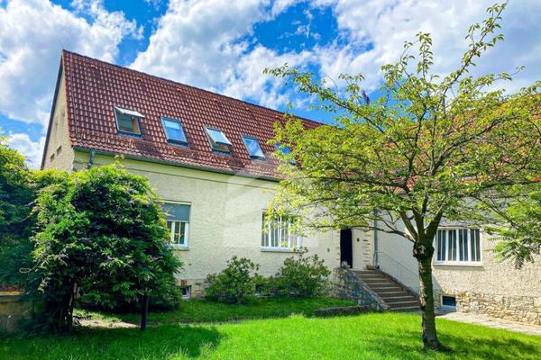 Pierwsze zasiedlenie - dom wakacyjny/gościnny z 2 jednostkami do wynajęcia dla firmy na Białym Jeleniu