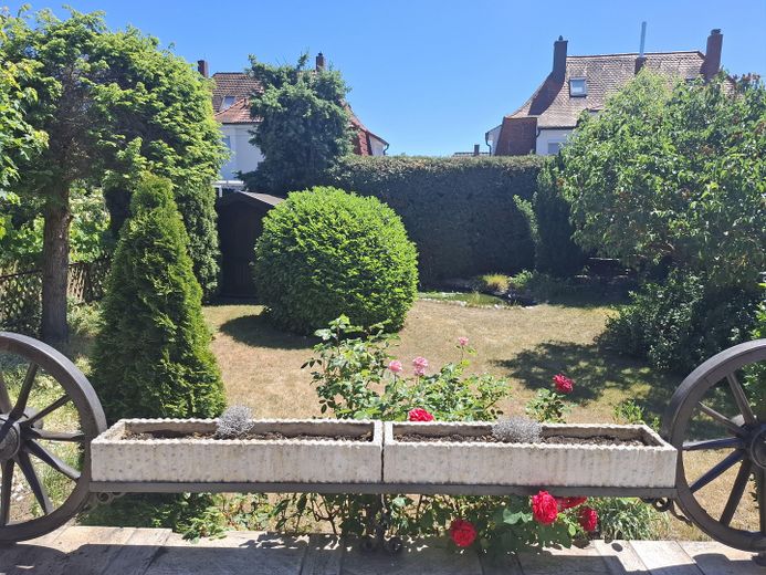 Straordinaria casa bifamiliare a schiera Nürnberg Eibach senza provvigione – Blick in den Garten