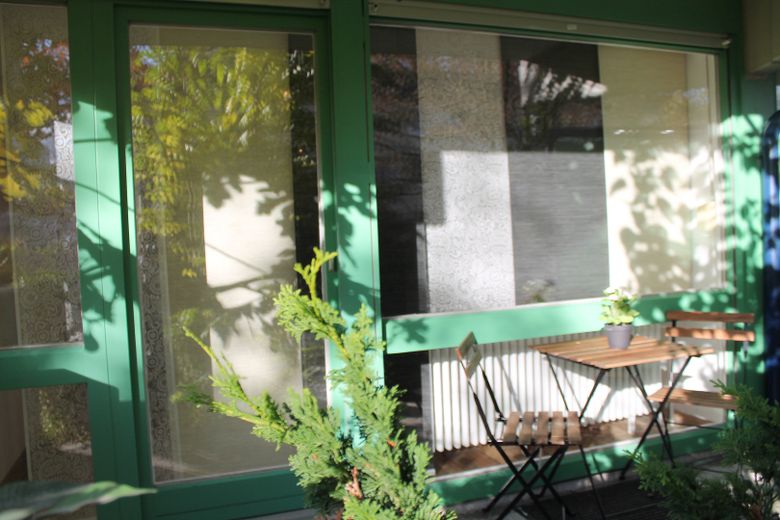 apartamento amueblado de 1 habitación con terraza soleada en ubicación céntrica – Foto 9