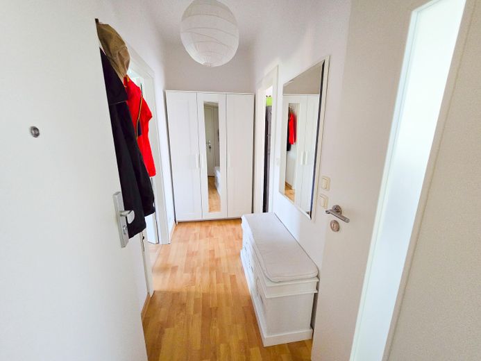 Flur mit Garderobe
