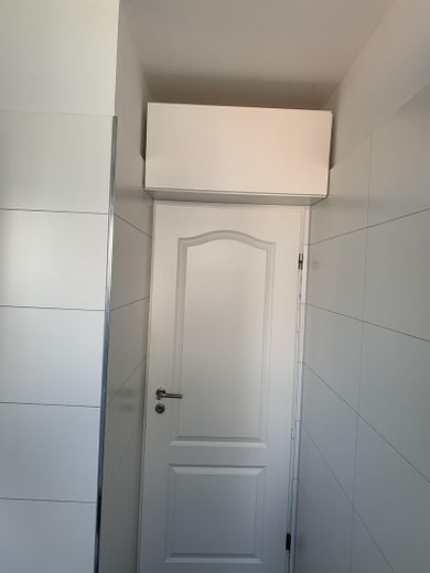 Schöne Lichtdurchflutete 4 Zimmer Wohnung – Bad