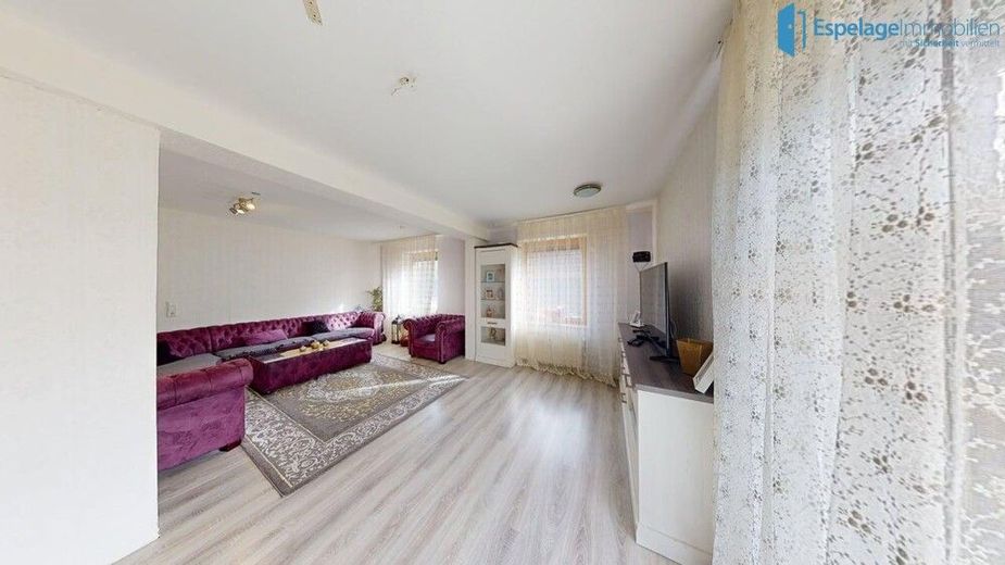 Buschhausen: Endlich genug Platz für alle! – Ansicht 2 Wohnzimmer