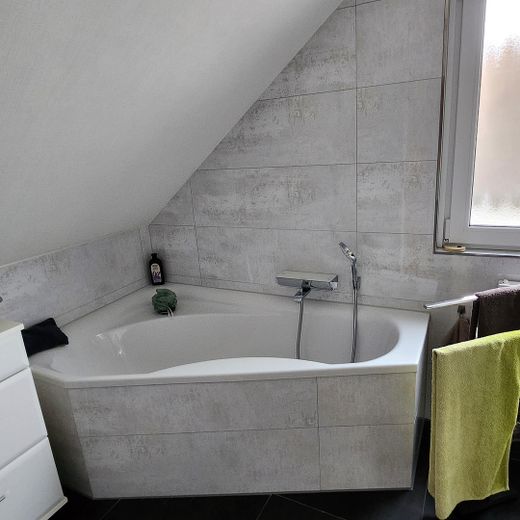 Wanne im Bad