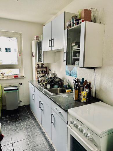 Helle 2Z Wohnung im begehrten Bornheim _ provisionfrei! – Küche