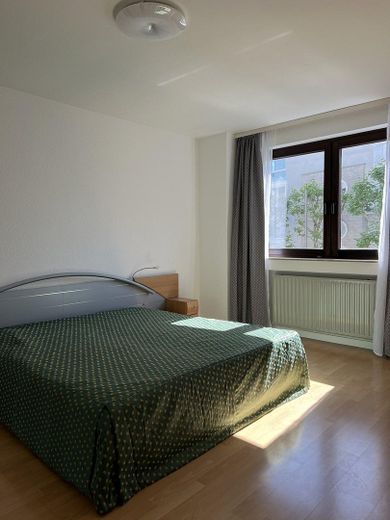 Schöne, geräumige zwei Zimmer Wohnung in Oederweg, Frankfurt am Main, Nordend-West – Foto 3