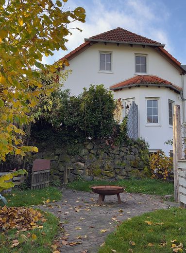 Hausansicht Garten Osten