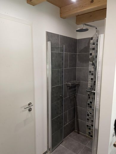 EXKLUSIVE FLÄCHE FÜR BÜRO, STUDIO, SCHULUNGSRAUM ODER KANZLEI – Foto 11