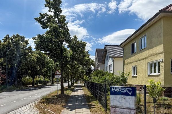 Solides Mehrfamilienhaus aus 1940 mit drei vermieteten Wohneinheiten