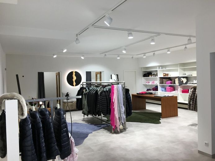 Immobile commerciale top in posizione ad alta frequentazione di Oberstdorf – Photo 3