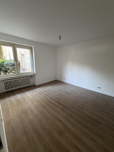 Frisch kernsanierte 2-Zimmer-Wohnung in Krefeld – moderne Ausstattung – Schlafzimmer