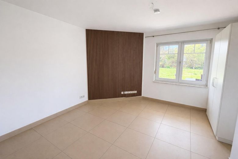 Tek katta yaşam – geniş güneybatı arsaya sahip modern bungalov – Zimmer 1
