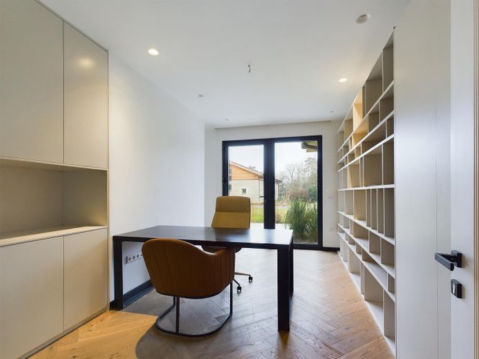 Exklusive Villa der Extraklasse in begehrter Wohnlage – Foto 27