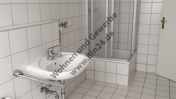 sanierte und günstige 2 Zimmer – 2 - 05.03.2016 007