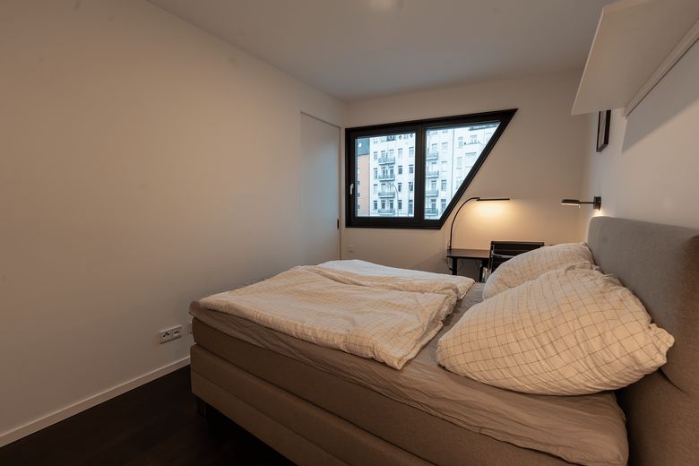 Luxuriöses Apartment an der Spree mit großer Sonnen-Dachterrasse – Schlafzimmer (geschlossen)