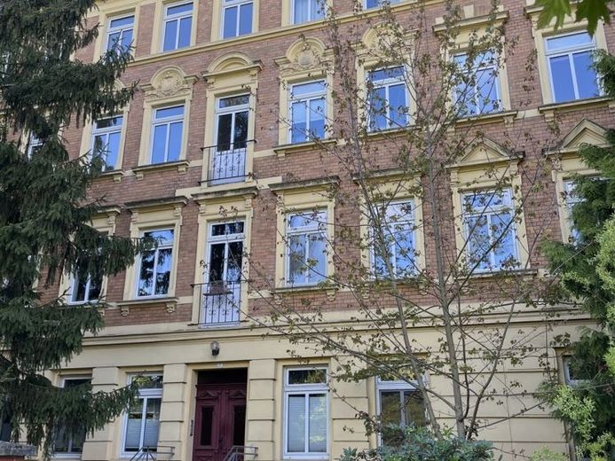 Stattliches Mehrfamilienhaus mit 8 WE in 04860 Torgau zu Verkaufen – Foto 1