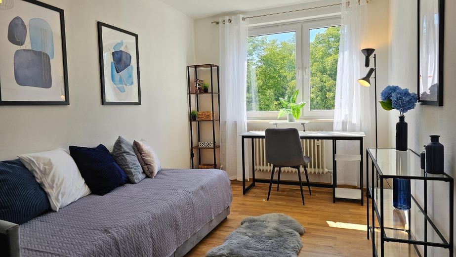 Traum-3-Zimmer-Wohnung: Komplett renoviert, schreinergefertigte Einbaumöbel & U3 vor der Haustür! – Foto 14
