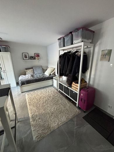 Beautiful 1-room apartment "for rent to students only" – Wohnbereich