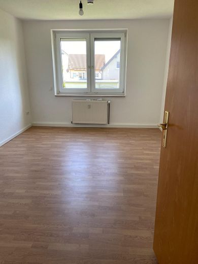 3-кімнатна квартира з балконом – Schlafzimmer