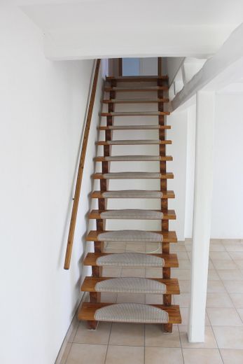 Treppenaufgang Einliegerwhg.