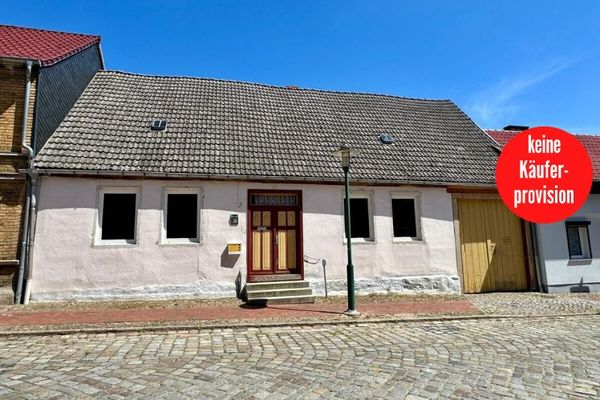 HORN IMMOBILIEN ++ Reihenmittelhaus im Zentrum von Strasburg (Uckermark)