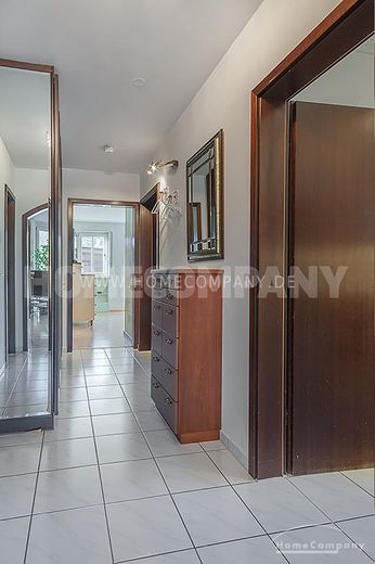 Gemütlich möblierte und sehr ruhig gelegene 3-Zimmer-Wohnung mit Balkon in Waldtrudering – 12884613bcdd702af3a78bd1f2d9f03d769d9e32.jpg