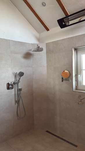 Außergewöhnliches Mehrgenerationenhaus mit großem Grundstück, Sauna und Wintergarten in Halver – Foto 13