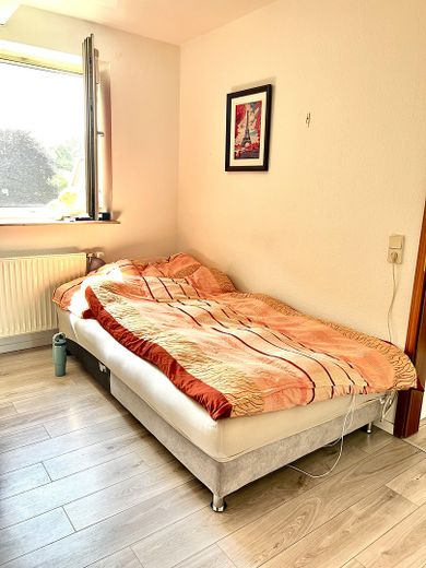 Highlight: 3-Zi.-Maisonette auf zwei Ebenen, sonniger Süd/West-Balkon, Endetage – Foto 27