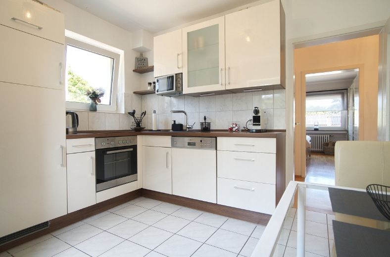 La vostra nuova dimora: appartamento molto gradevole con balcone, Wi-Fi, completamente arredato, in posizione residenziale di prestigio – a05c9fd7b5bc69781d54578ba273a5455a425728.jpg