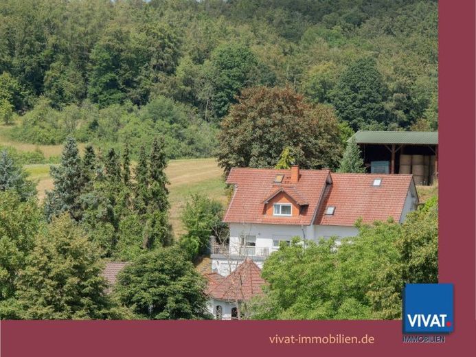 Ruhig am Feldrand wohnen: Haus-im-Haus mit Terrasse, Garten, Aussichtssbalkon, Carport & EBK – Foto 1