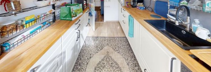 Bezugsfreie 2 Zimmer Wohnung mit großem überdachtem Balkon und Stellplatz