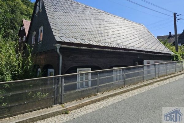 neuer Preis!! Kleines Haus im Gebirge