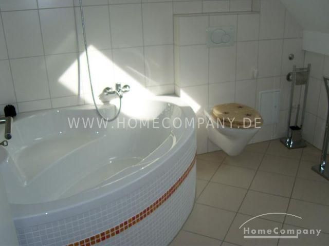 Schöne 2 Zi.Whg., 1. OG, Balkon. – 230462321b3ff713087f1a181004a380c71c263f.jpg