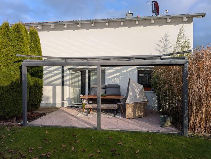 Terrasse mit Überdachung West