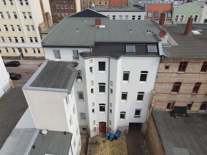 Gut geschnittene 3-Raumwohnung nur unweit vom Hauptbahnhof! – Hinterhof