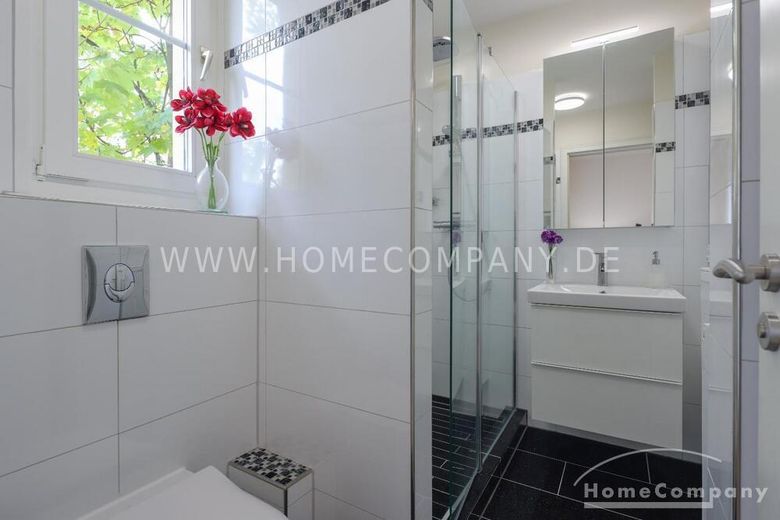 Stylowo umeblowane mieszkanie w pożądanej lokalizacji w pobliżu Heidelberger Platz w Berlinie – ed613805a2f8530a305134a9a921e85a9eab88c5.jpg