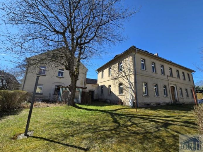Mehrfamilienbauernhof mit Scheune und Lager – Foto 1