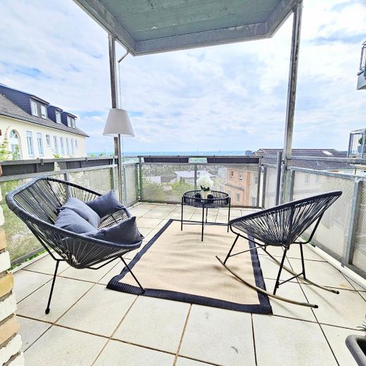 Über Frankfurts Dächern: 4-Zimmer-ETW mit Skylineblick, Balkon & Einbauküche – provisionsfrei – Foto 9