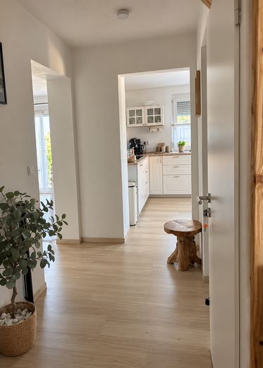 Casa unifamiliare ammodernata con ampio giardino – molto spazio per tutta la famiglia – Foto 7